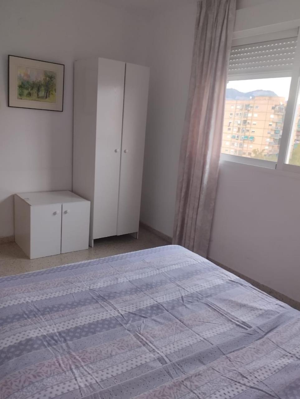 Spacious Room With Private Key And Wifi Granada Ngoại thất bức ảnh